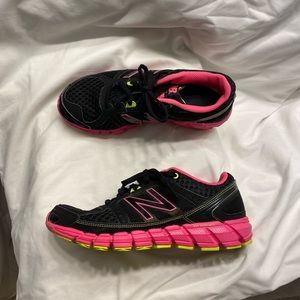 New balance women’s shoes size 7